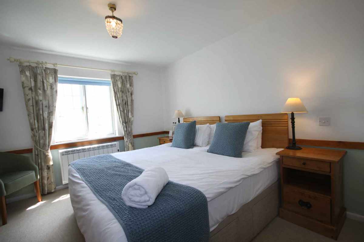 Hotel for sale in Dorchester, Dorset - A Beautifully Presented 8-9 Bedroom, Boutique Guest House