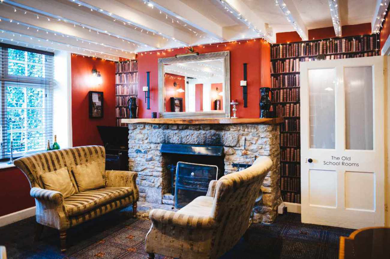 Commercial property for sale in Bovey Tracey, Devon - A Fantastic Former Country House Hotel