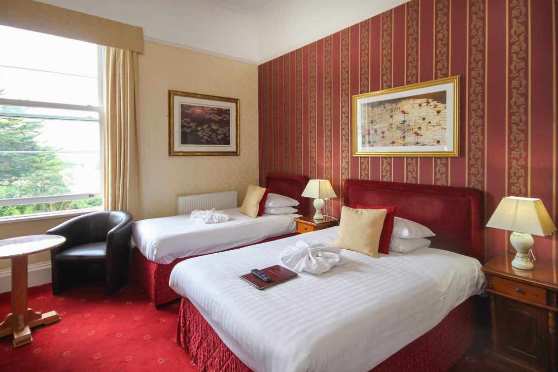 An Excellently Presented, 30-Bedroom En-suite Hotel