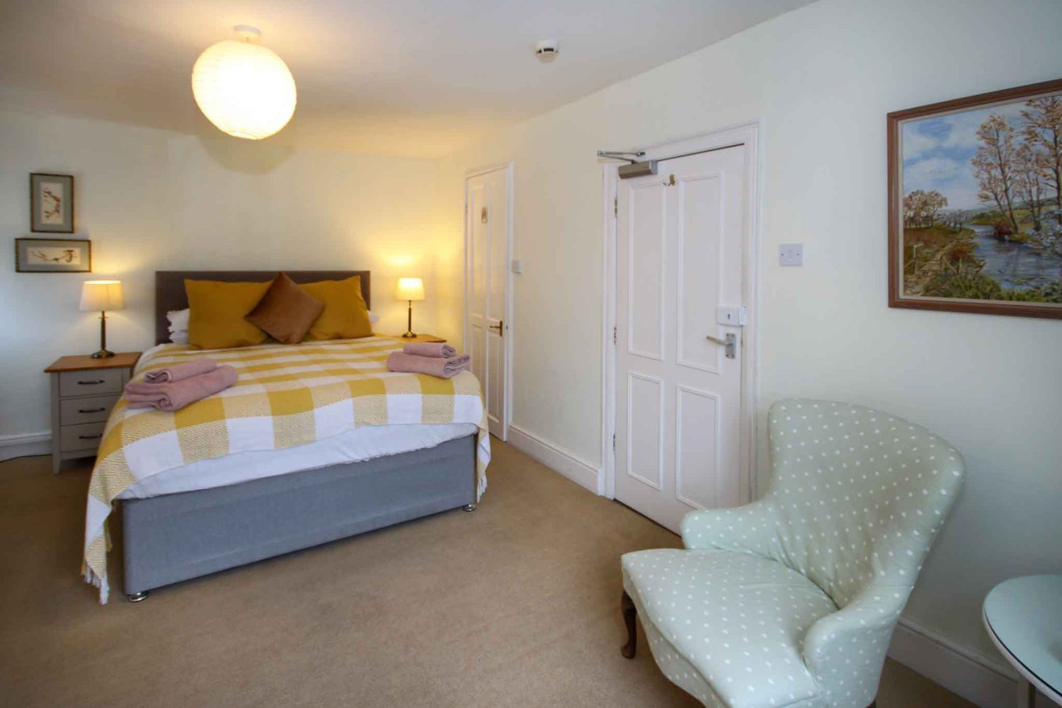 Commercial property for sale in Dartmouth, Devon - A Pretty 3 Bedroomed Grade 2 Listed Merchants House