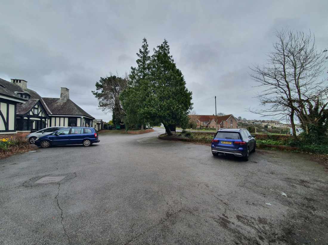 A Wonderful Squash, Fitness and Leisure Club For Sale