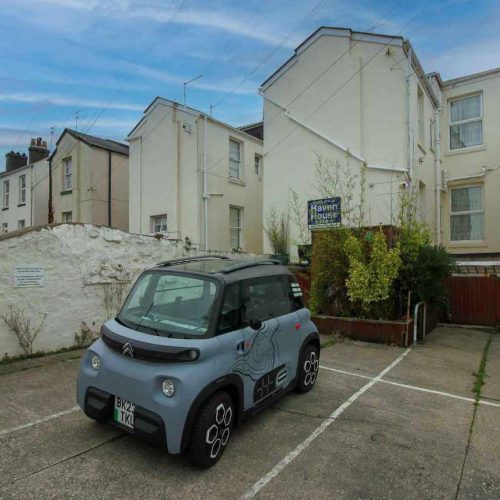 Hotel for sale in Torquay, Devon - A Wonderfully Positioned 6 en-suite Bedroom Guest House