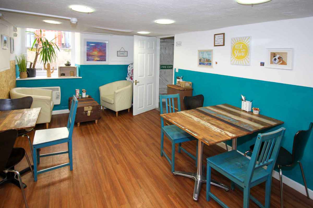 Cafe for sale in Totnes, Devon - A Prime-Positioned Cafe / Takeaway business for sale