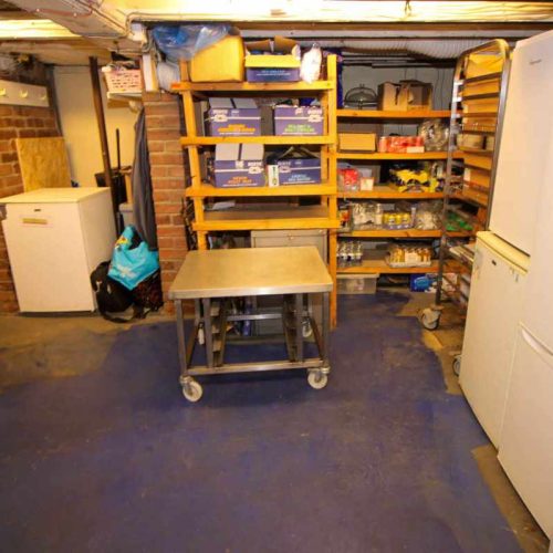Cafe for sale in Totnes, Devon - A Prime-Positioned Cafe / Takeaway business for sale