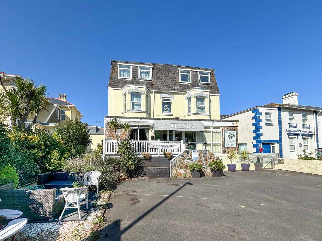 A Beautiful 15 en-suite letting room Guest House