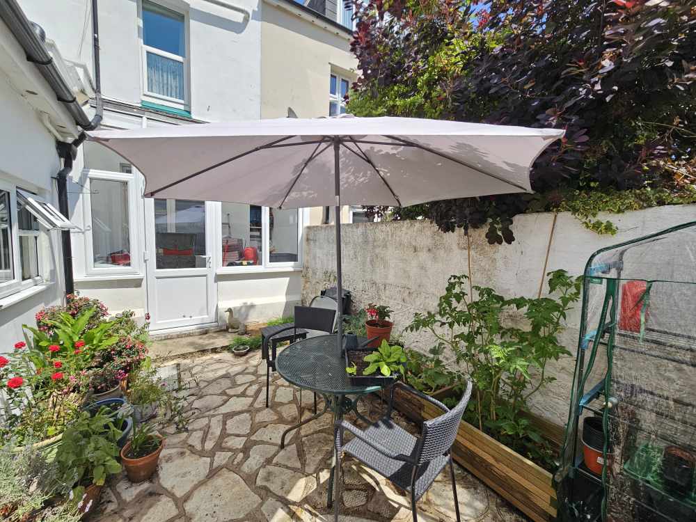Hotel for sale in Paignton, Devon - A Delightful 8 Letting Bedroom Guest House For Sale