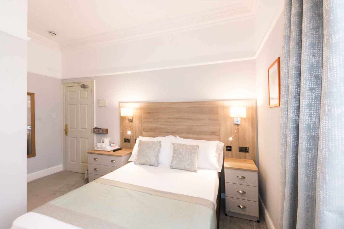 A Fantastically Presented, 15/16-Bedroom Hotel For Sale