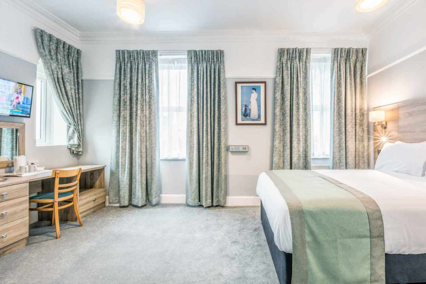 A Fantastically Presented, 15/16-Bedroom Hotel For Sale