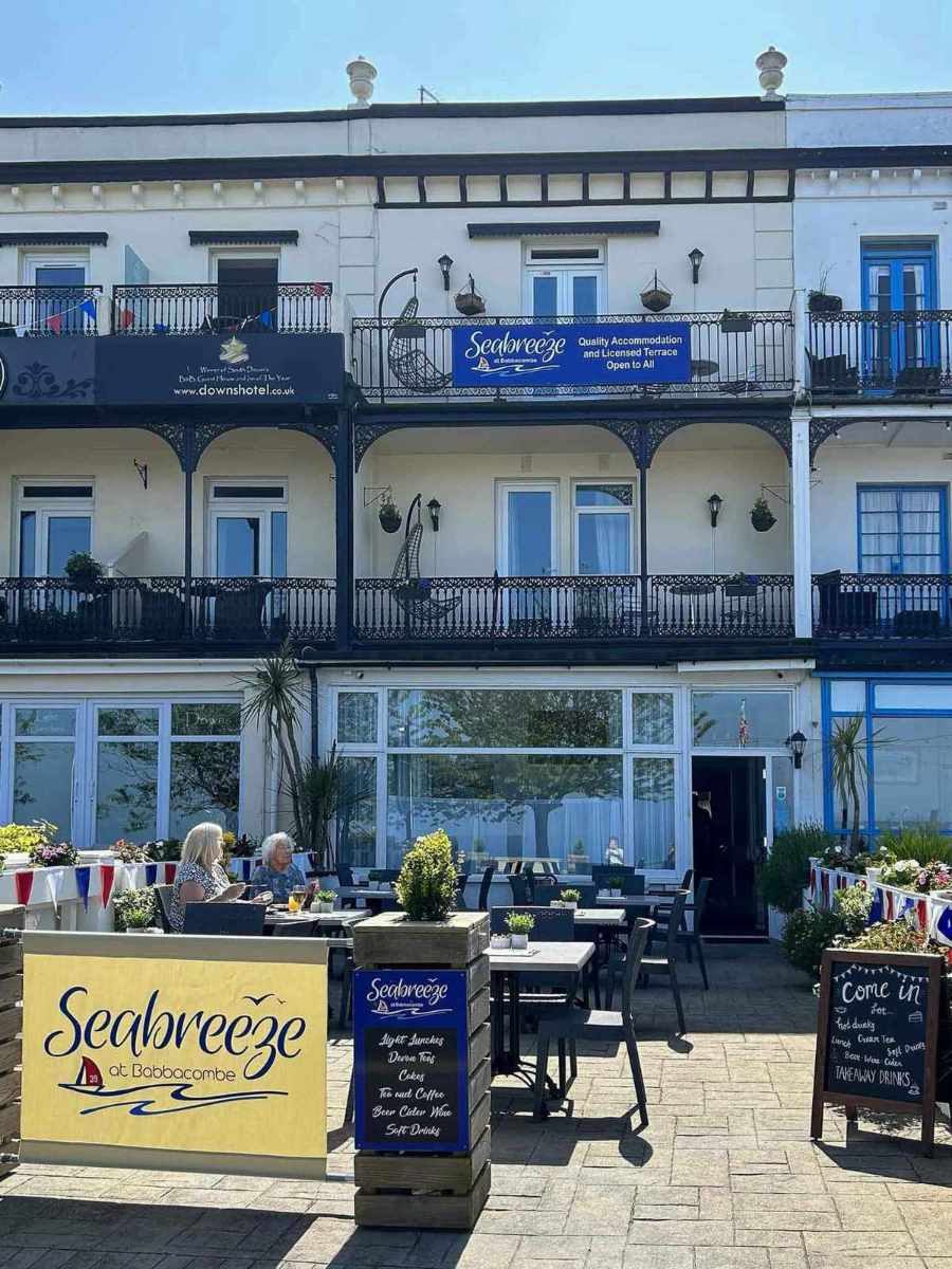 A perfectly Located Guest House, with 5 Luxury en-suite rooms