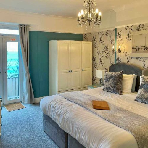 Hotel for sale in Torquay, Devon - A perfectly Located Guest House, with 5 Luxury en-suite rooms