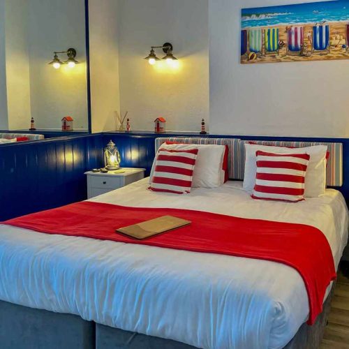 Hotel for sale in Torquay, Devon - A perfectly Located Guest House, with 5 Luxury en-suite rooms