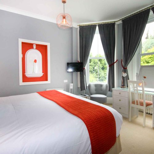 Commercial property for sale in Torquay, Devon - An Elegant & Spacious Detached family home for sale