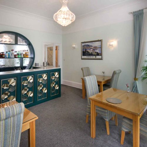 Commercial property for sale in Torquay, Devon - An Elegant & Spacious Detached family home for sale