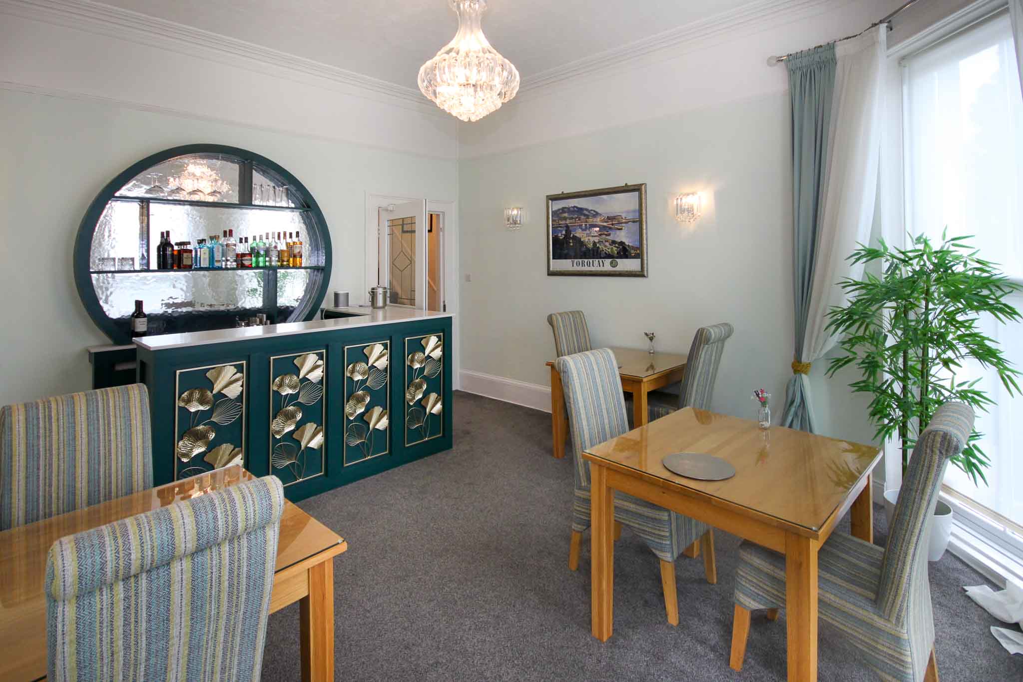 An Elegant & Spacious Detached family home for sale