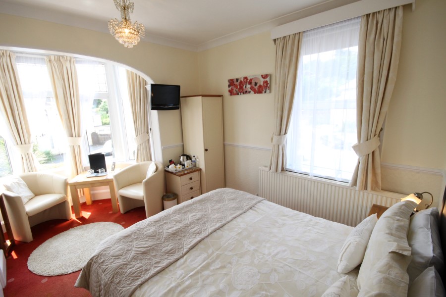 Priced To Sell! Former Guest House In Prime Location.