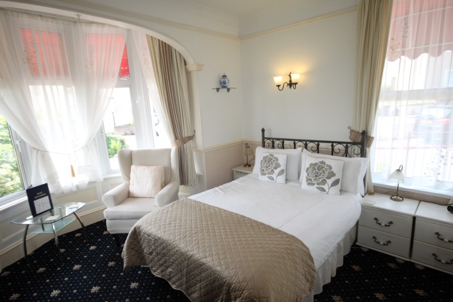 Priced To Sell! Former Guest House In Prime Location.
