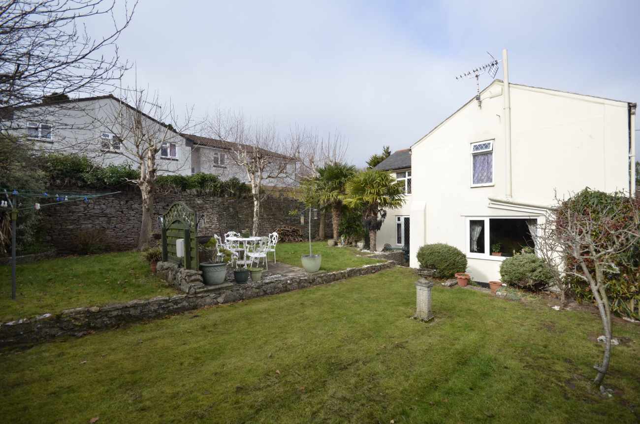 Development opportunity for sale in Torquay, Devon - A Beautiful detached property with 10 letting units