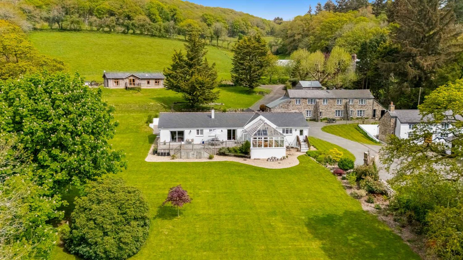 An Idyllic Holiday Cottage Complex, set in stunning Grounds