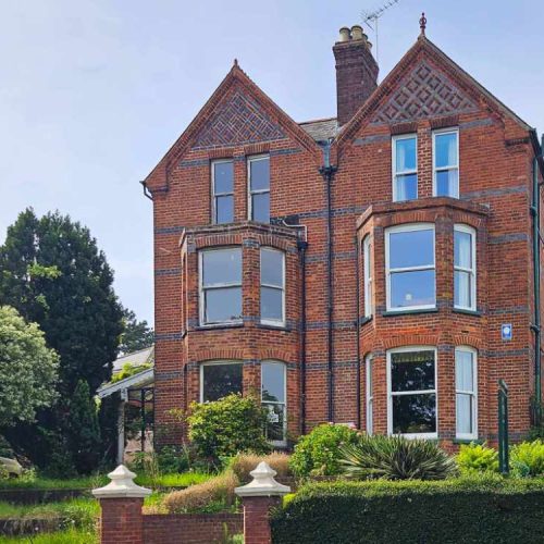 Hotel for sale in Exeter, Devon - A Beautifully presented, former 8 letting unit guesthouse
