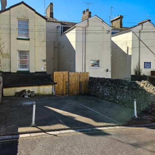 Hotel for sale in Torquay, Devon - A wonderfully located 6 en-suite bedroom Guest House