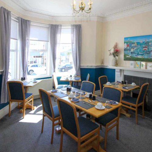 Hotel for sale in Paignton, Devon - A Beautifully Presented 7 en-suite bedroom guest house