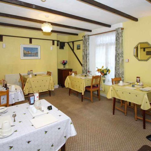 Hotel for sale in Torquay, Devon - A wonderfully located 6 en-suite bedroom Guest House