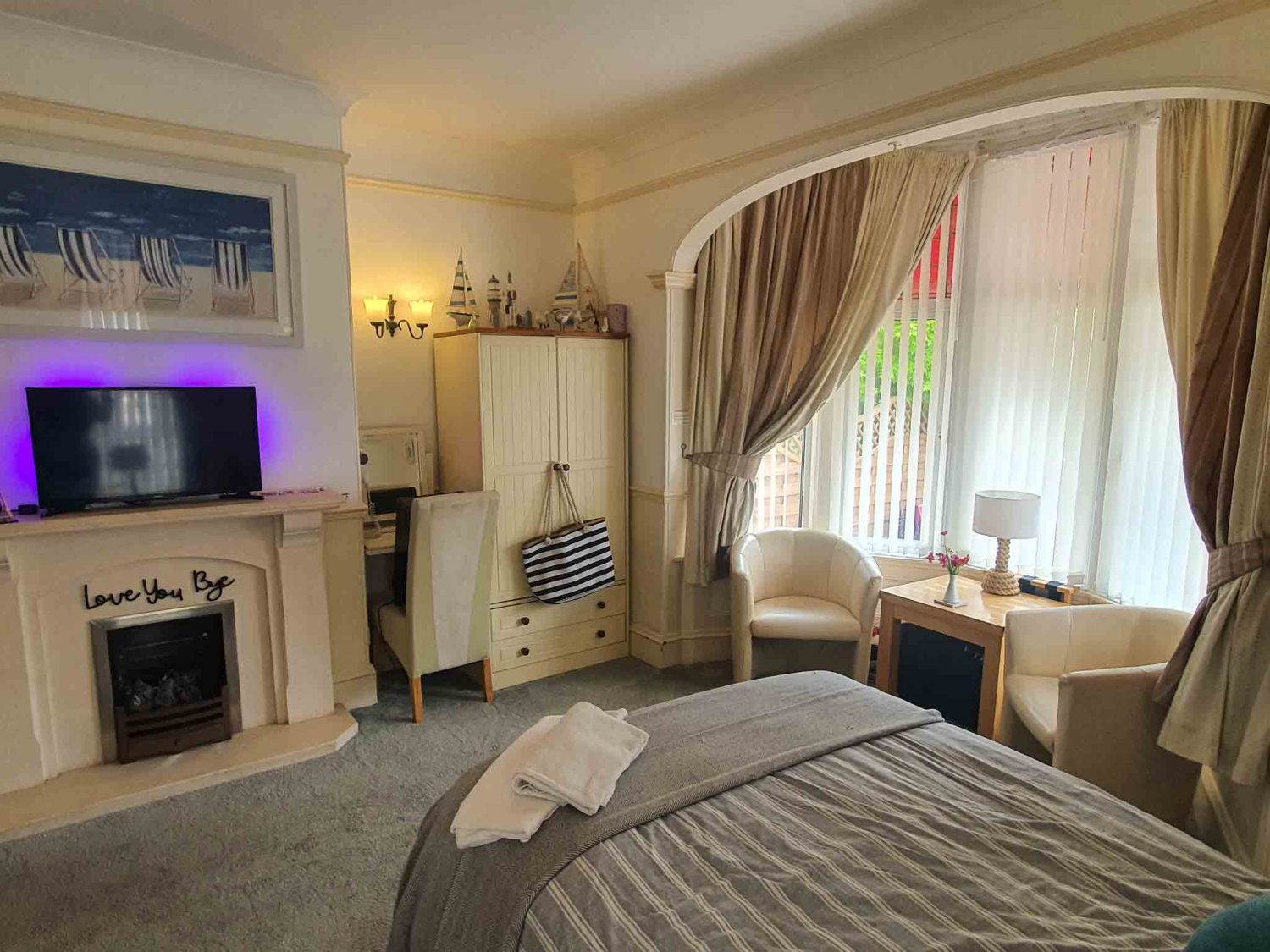 Hotel for sale in Torquay, Devon - A Spacious Former Guest House in Prime Location