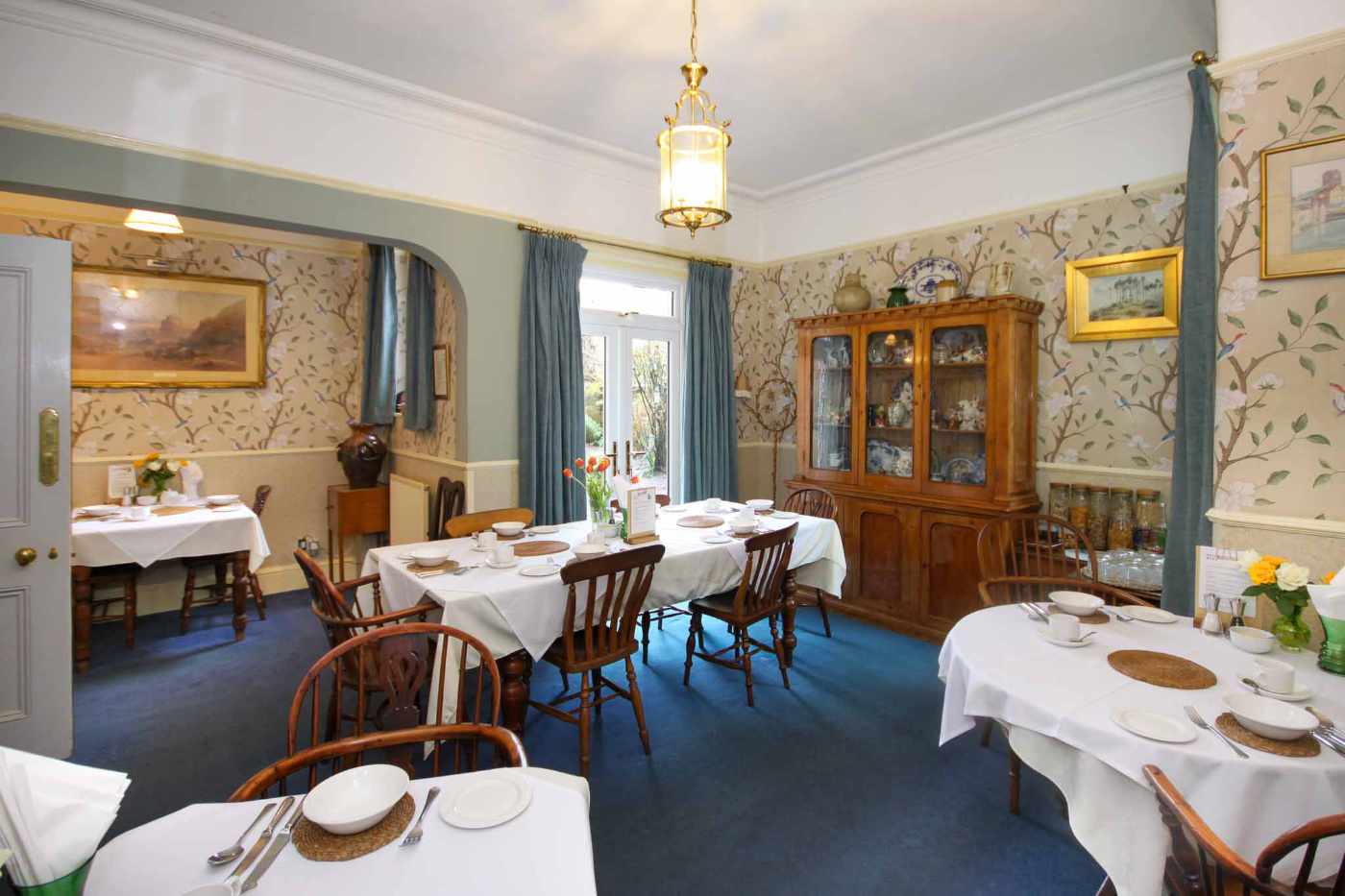 A Beautifully presented, former 8 letting unit guesthouse