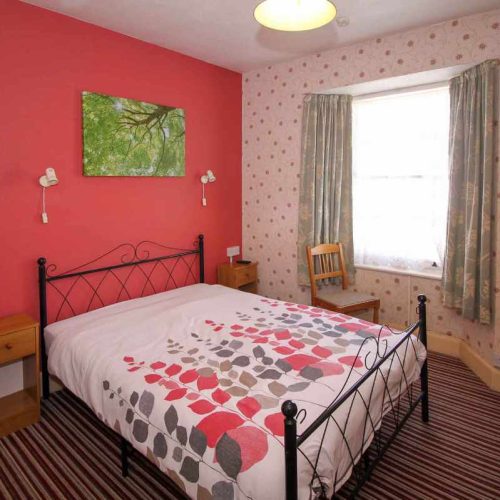 Hotel for sale in Torquay, Devon - A wonderfully located 6 en-suite bedroom Guest House