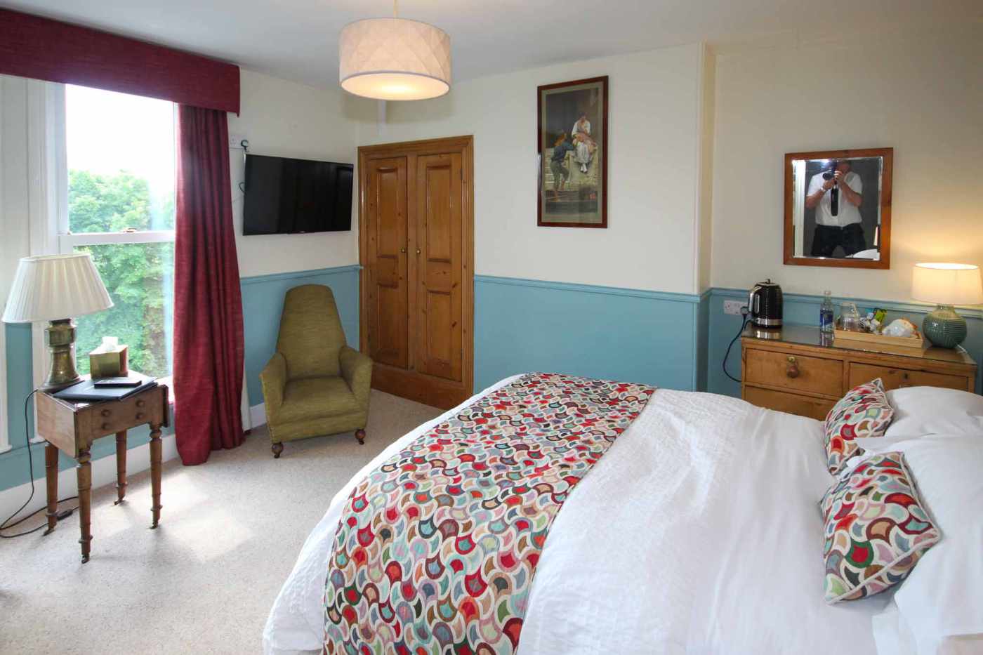 A Beautifully presented, former 8 letting unit guesthouse