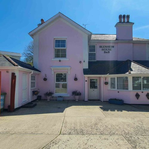 Hotel for sale in Torquay, Devon - A Stunning Guest House for Sale in a Prime Location