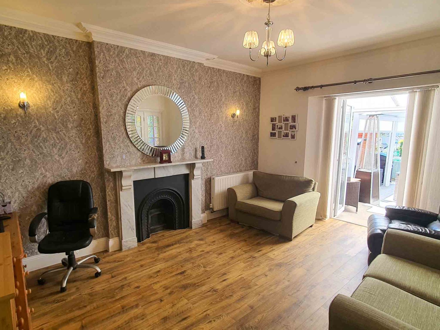 Hotel for sale in Torquay, Devon - A Stunning Guest House for Sale in a Prime Location