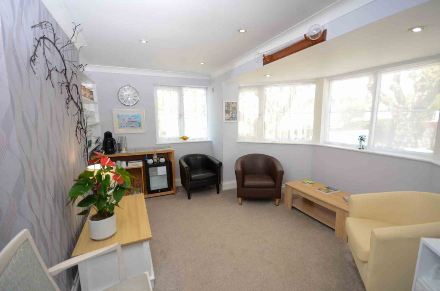Hotel for sale in Torquay, Devon - A Stunning Guest House for Sale in a Prime Location