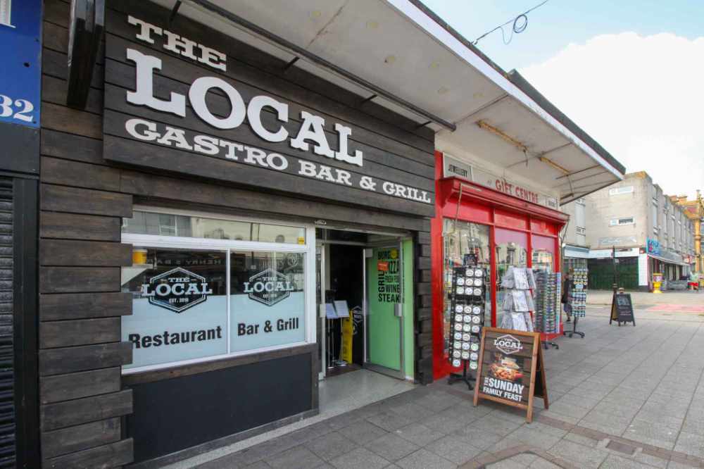A fantastic turnkey, licensed Gastro Bar & Grill