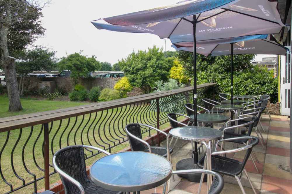 A fantastic turnkey, licensed Gastro Bar & Grill