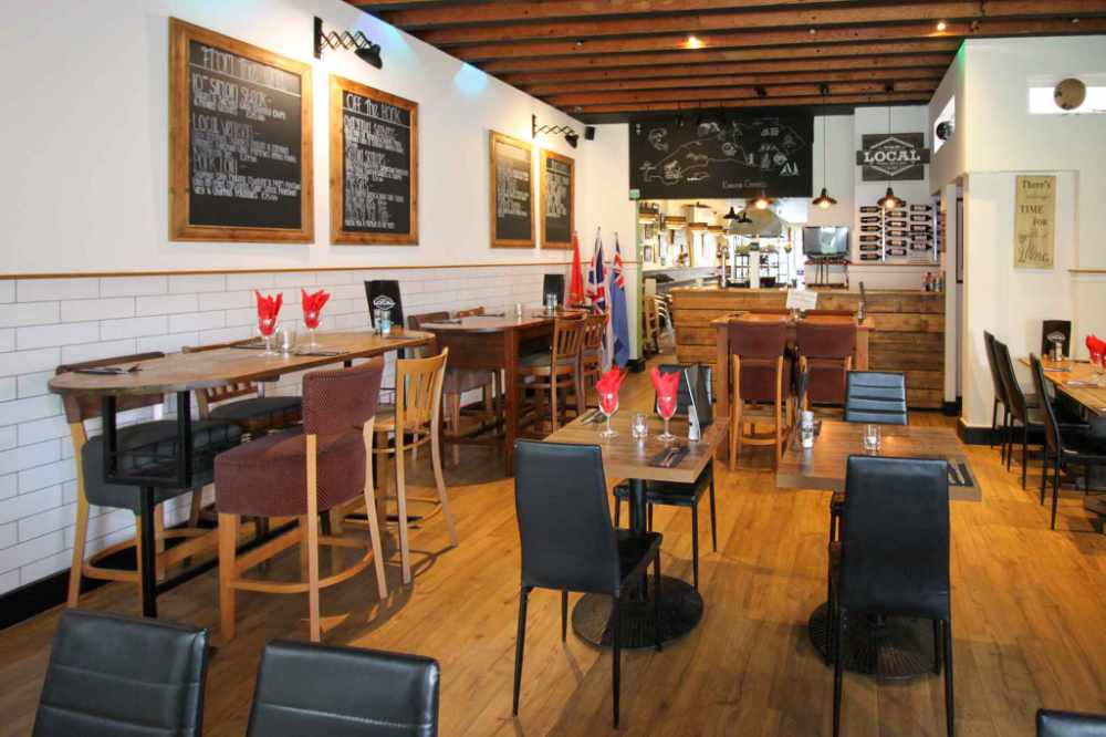 A fantastic turnkey, licensed Gastro Bar & Grill