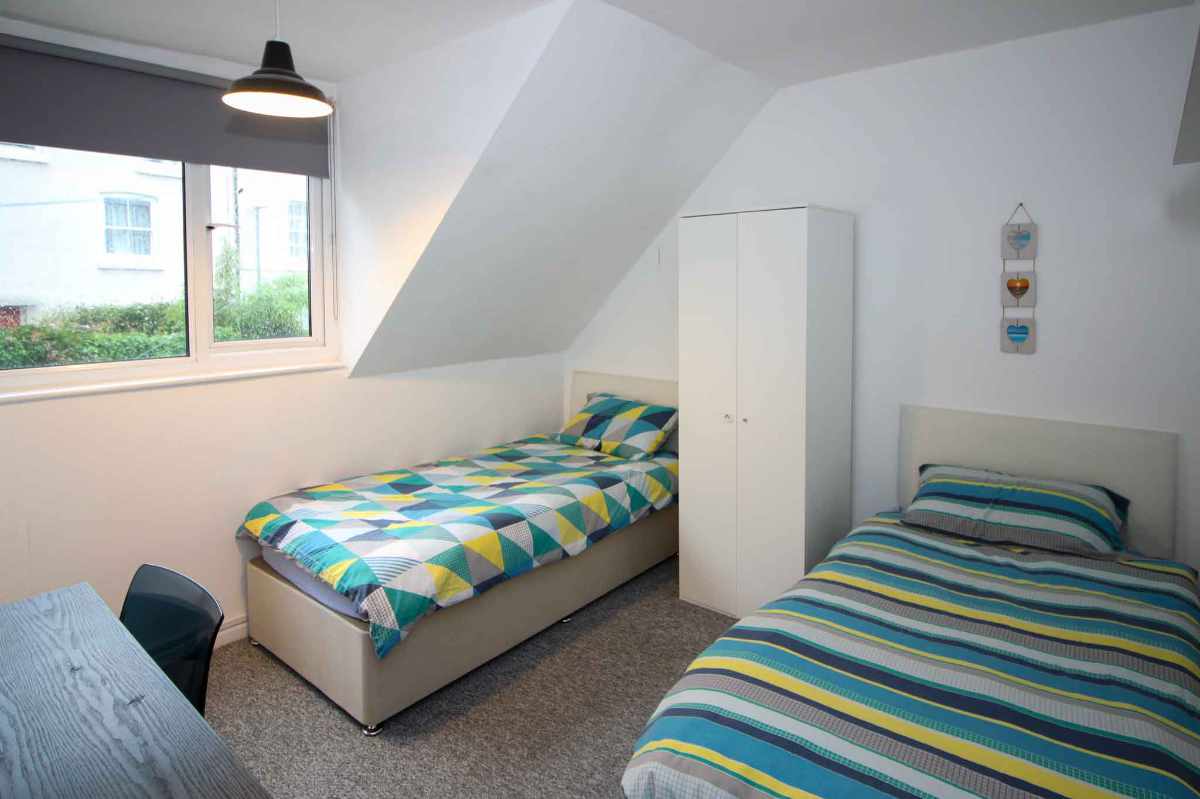 A well-located vacant premises in the heart of Brixham