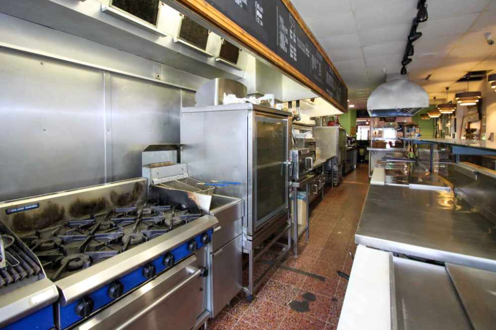 A fantastic turnkey, licensed Gastro Bar & Grill