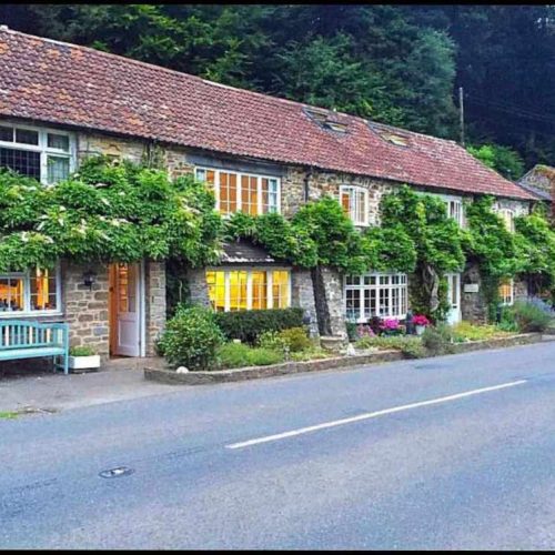 Hotel for sale in Tiverton, Devon - A Stunning 8 bed property, previously operated as a guest house with tea rooms