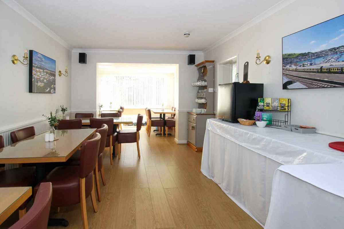 An 11-letting-bedroom leasehold guest house for sale