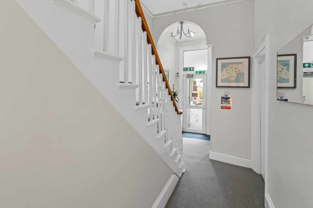Hotel for sale in Torquay, Devon - STUNNING GUEST HOUSE IN A PERFECT LOCATION