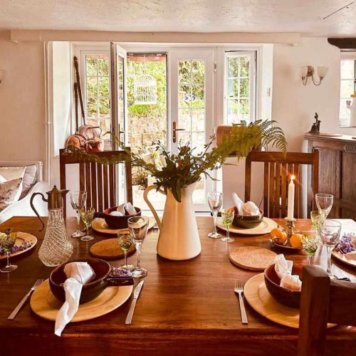 Hotel for sale in Tiverton, Devon - A Stunning 8 bed property, previously operated as a guest house with tea rooms