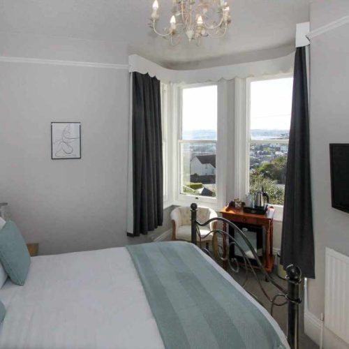 Hotel for sale in Paignton, Devon - An 11-letting-bedroom leasehold guest house for sale