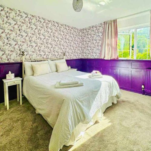 Hotel for sale in Tiverton, Devon - A Stunning 8 bed property, previously operated as a guest house with tea rooms
