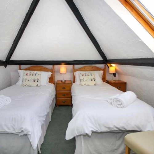 Hotel for sale in Paignton, Devon - An 11-letting-bedroom leasehold guest house for sale