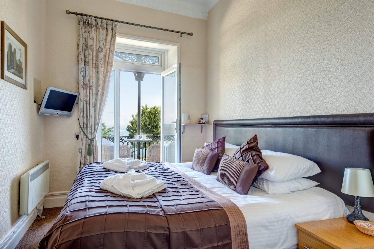 Hotel for sale in Torquay, Devon - A Lovely Hotel with one of the best views in Torquay