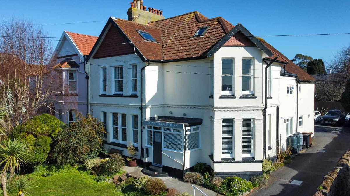 An 11-letting-bedroom leasehold guest house for sale