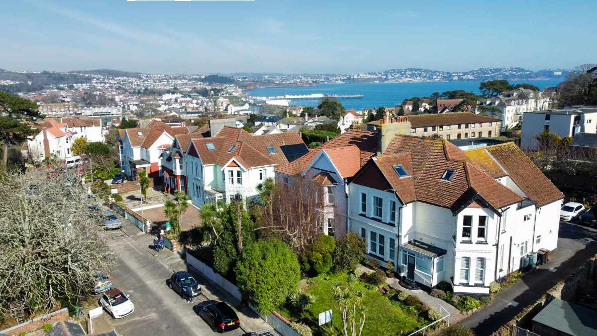 An 11-letting-bedroom leasehold guest house for sale