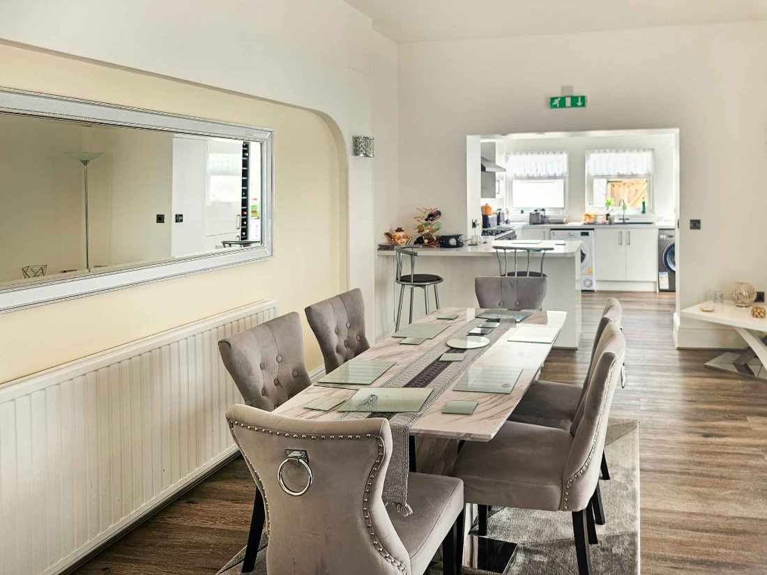 Hotel for sale in Paignton, Devon - A wonderful Guesthouse, Home with Income or family home, this property has it all