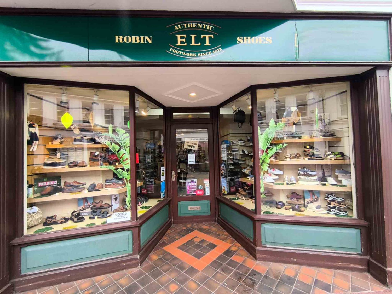 Retail store for sale in Torquay, Devon - Prime Location – Vacant Retail Unit in St Marychurch, Torquay